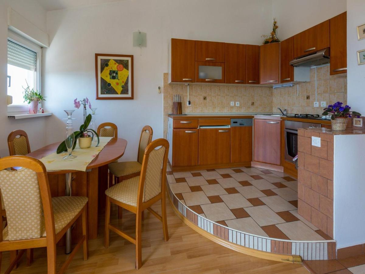 Apartments Ani Crikvenica Exterior photo